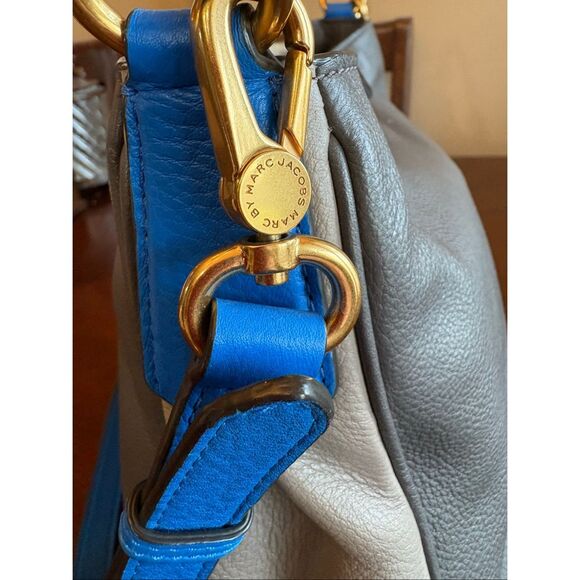 MARC by MARC JACOBS -New Q Hillier Leather Hobo Crossbody/Grey & Blue Colorblock - Picture 13 of 14